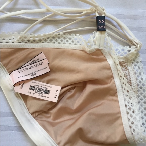 New Victoria's Secret Strappy Crochet Bralette - Picture 7 of 8